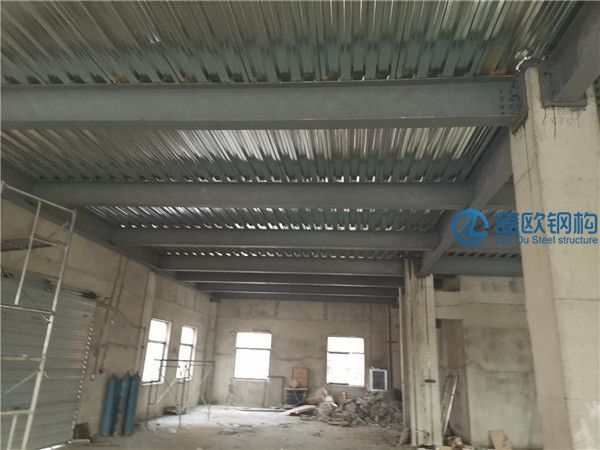 武汉黄陂区横店云辅材科技公司厂房钢结构隔层(图1)